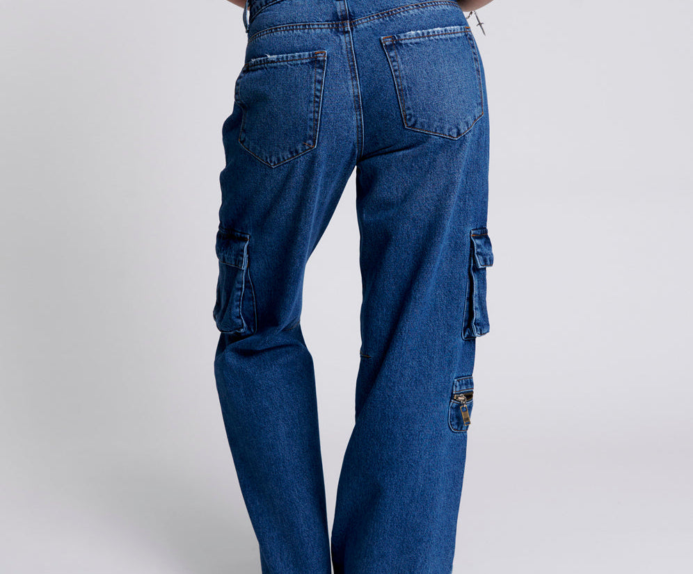 BDG Urban Outfitters MID RISE FLARE - Relaxed fit jeans - dark vintage/blue  