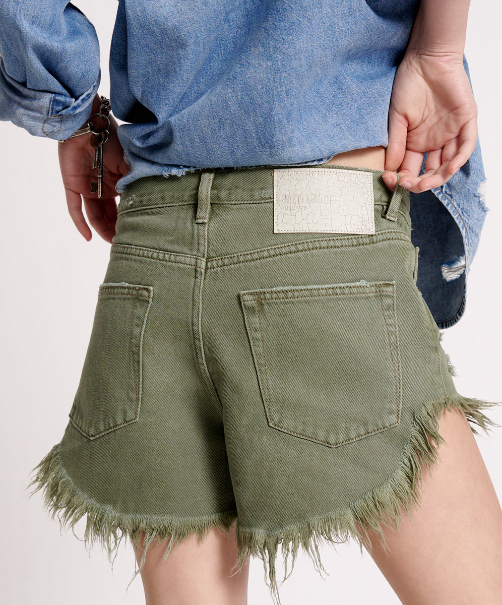 MILITARY KHAKI OUTLAWS MID LENGTH DENIM SHORT