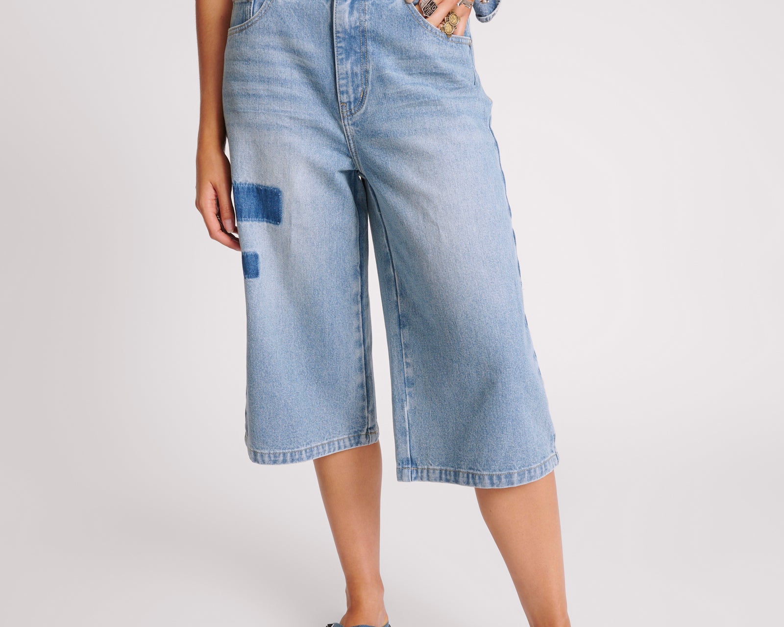 720'S Mid Waist Long Length Shorts - Cobaine