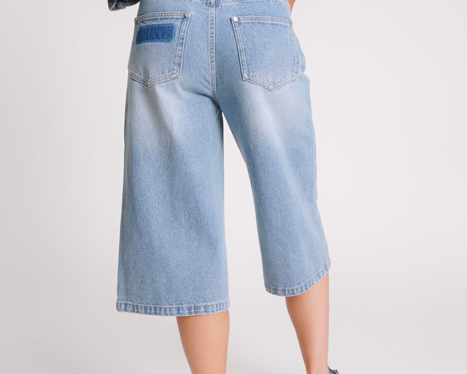 720'S Mid Waist Long Length Shorts - Cobaine