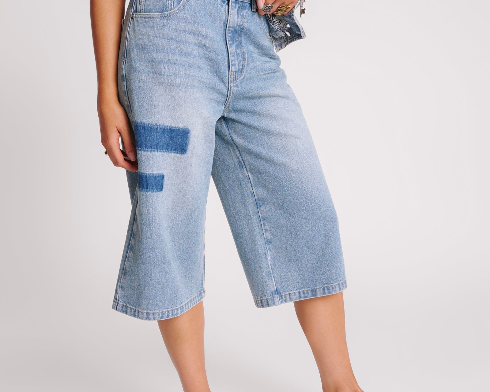 720'S Mid Waist Long Length Shorts - Cobaine