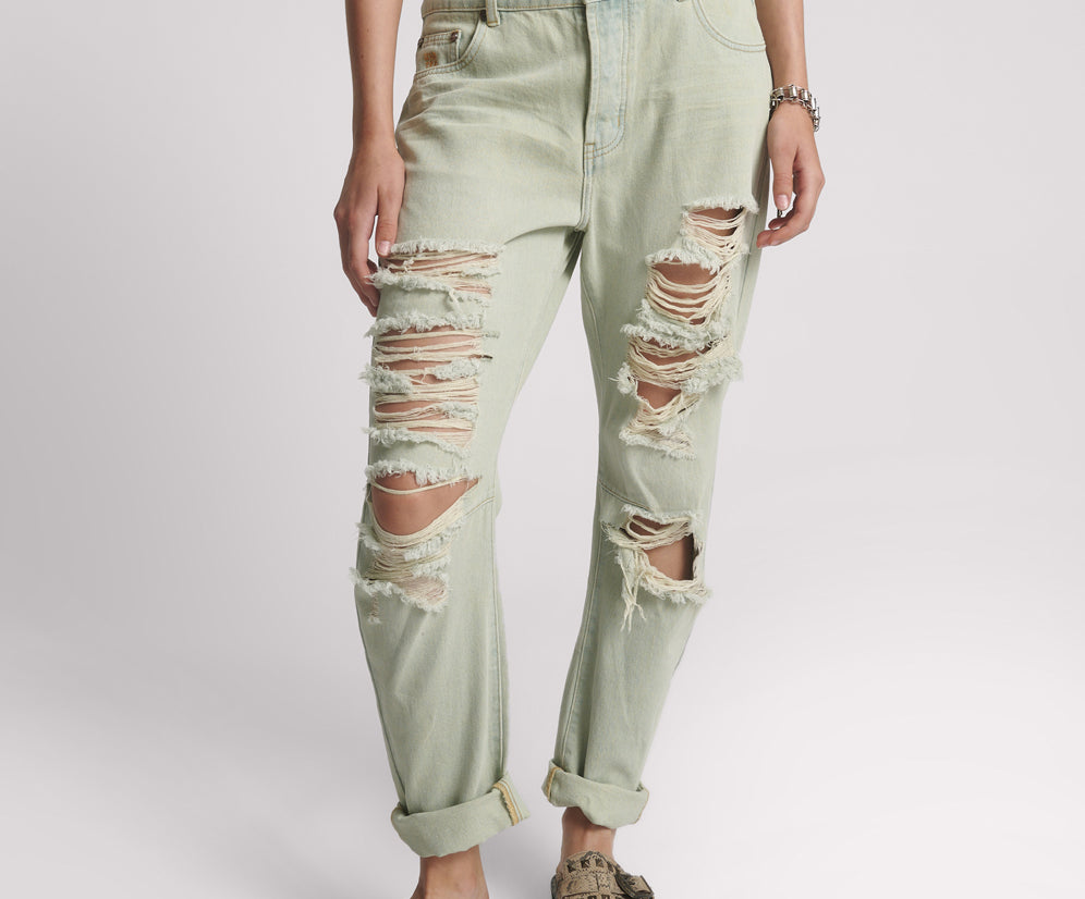 Saints Low Waist Boyfriend Denim Jeans - Sundae